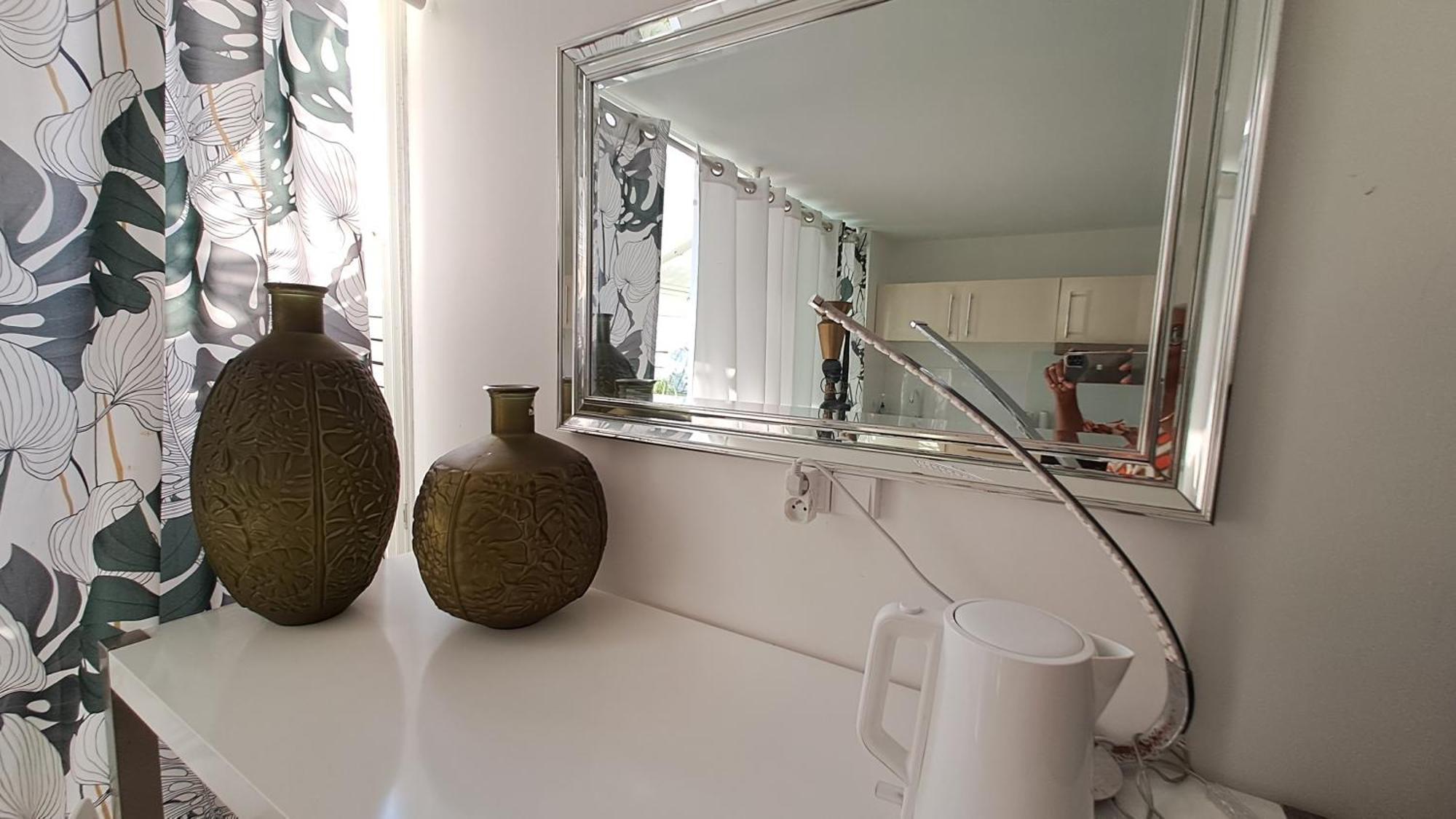 White Sunset - Votre Appartement Pieds Dans L'Eau Trois Bassins Ngoại thất bức ảnh